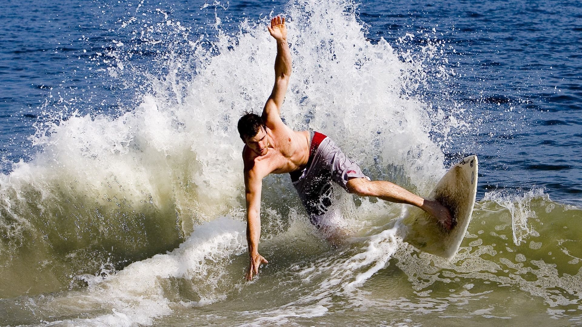 kaiyun中国官方网站-_赛场感恩：运动员感谢观众与团队的支持_，感谢运动员的一句话